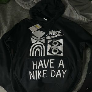 Men’s small black Nike hoodie